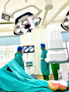 Phẫu thuật kết hợp xương dưới máy C-arm hiện đại: Cấp cứu nhanh chóng - chính xác cao - an toàn tối đa